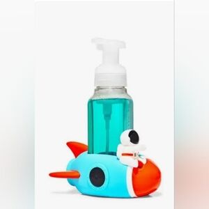 Astronaut and Rocket Gentle Foaming Hand Soap Sleeve